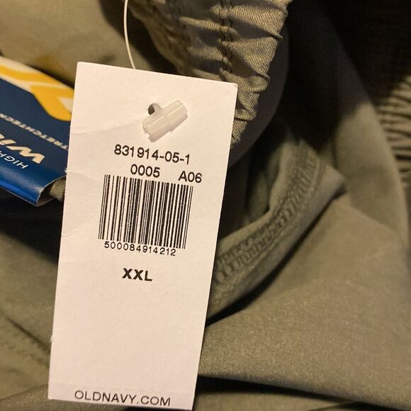 Old Navy Work out Capris - Picture 6 of 6